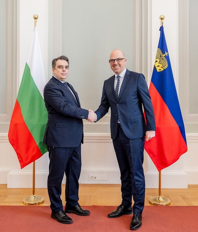 Министърът на финансите Асен Василев и министър-председателят на Княжество Лихтенщайн Даниел Риш